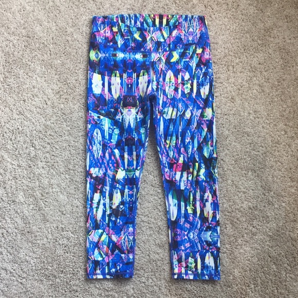 Fabletics Pants - Fabletics Blue Geometric Print Cropped Leggings